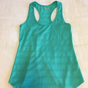 Lot 4 MTA Sport tank tops